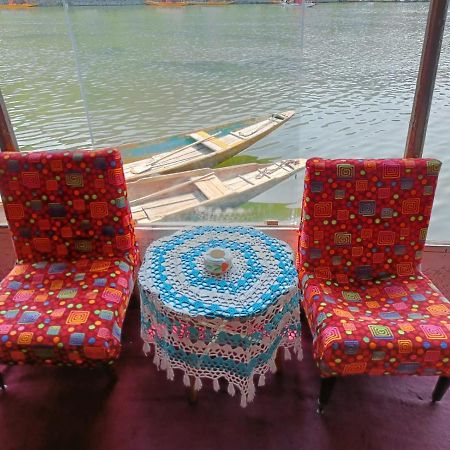 Island Homestay Srinagar  Exterior photo